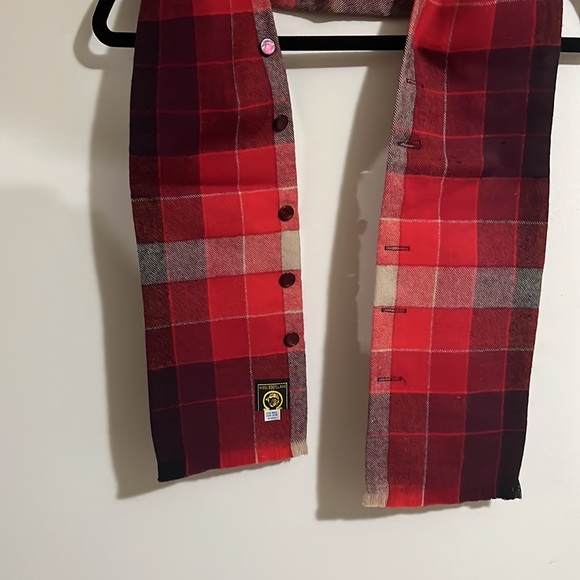 Wool Plaid Scarf - Picture 2 of 7